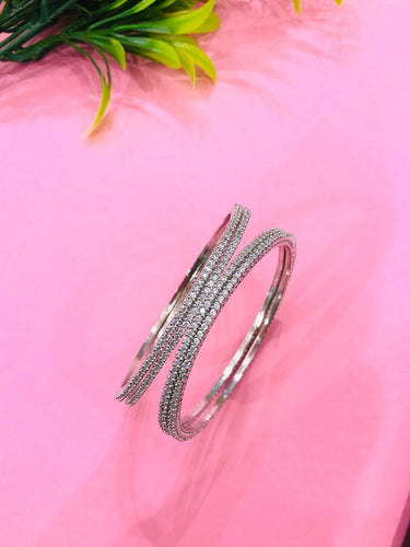Gleam Essence Bangle